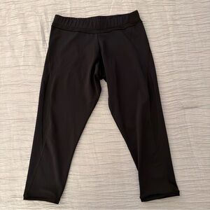 Under Armour Women's Black Capris